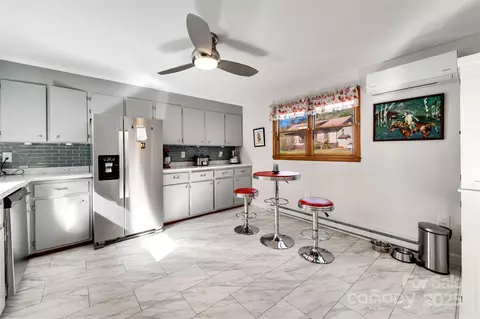 Kitchen - 629 Hillcrest St, Sylva, NC 28779 photo 4 of 4