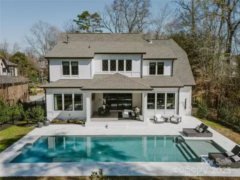 5608 Closeburn Rd, Charlotte, NC 28210