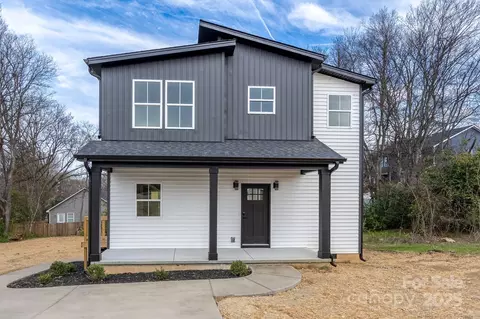 320 Cabarrus W Ave W, Concord, NC 28025