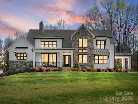 9614 Beatties Ford Rd, Huntersville, NC 28078