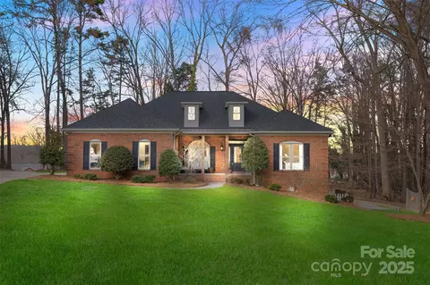 1135 Ben Black Rd, Midland, NC 28107