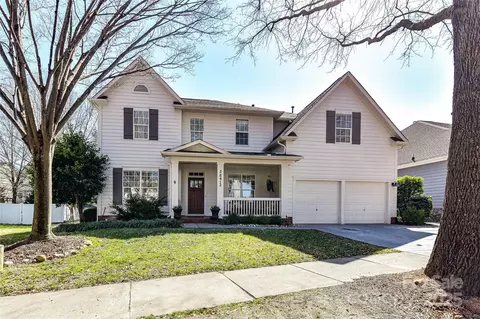 8412 Westmoreland Lake Dr, Cornelius, NC 28031