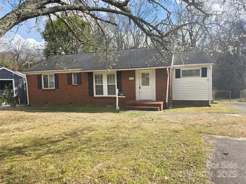 4900 Gilmore Dr, Charlotte, NC 28209