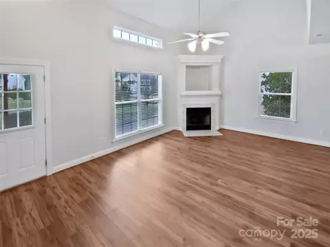 Living - 2802 Eagle View Ln, Monroe, NC 28110 photo 2 of 4