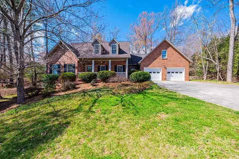 1001 Barrington Ne Dr NE, Lenoir, NC 28645