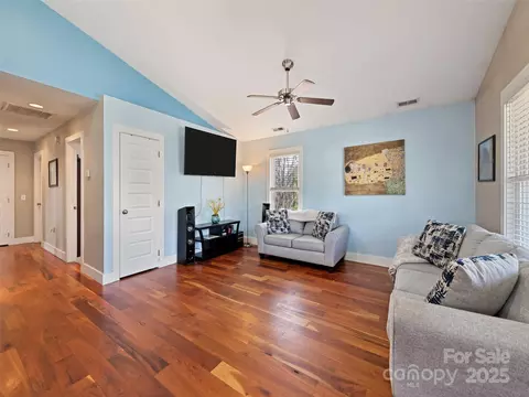 Living - 480 Penland St, Clyde, NC 28721 photo 3 of 4