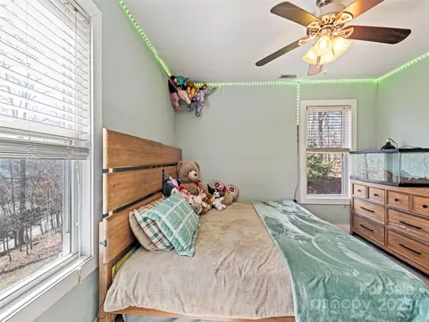 Bedroom - 480 Penland St, Clyde, NC 28721 photo 4 of 6