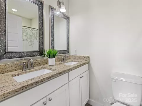 Bath - 480 Penland St, Clyde, NC 28721 photo 1 of 2