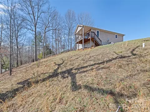 Exterior - 480 Penland St, Clyde, NC 28721 photo 5 of 7
