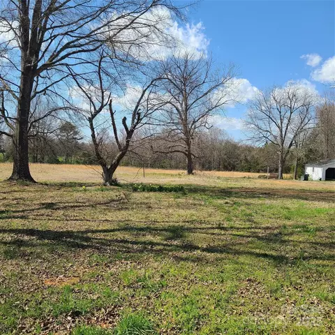 2453 Secrest Shortcut Rd, Monroe, NC 28110 photo 3
