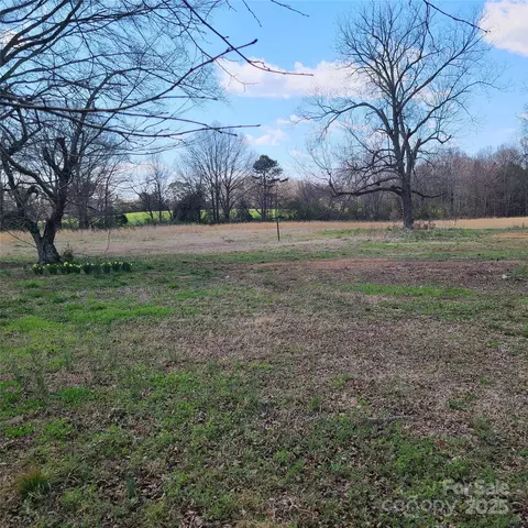 2453 Secrest Shortcut Rd, Monroe, NC 28110 photo 4
