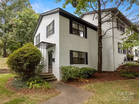 615 Biltmore M1 Ave #M1, Asheville, NC 28803