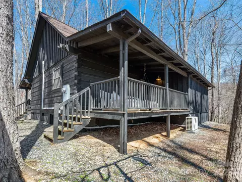 55 Clover Trl, Marshall, NC 28753 photo 31