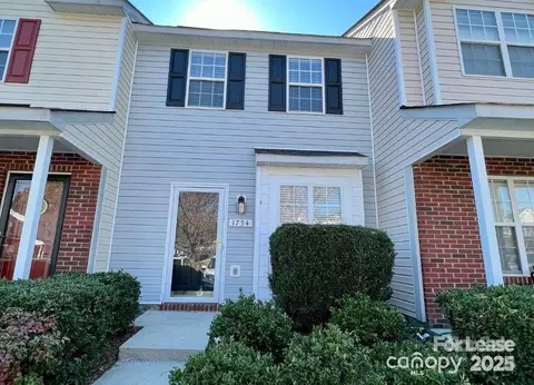 1754 Pergola Pl, Charlotte, NC 28213