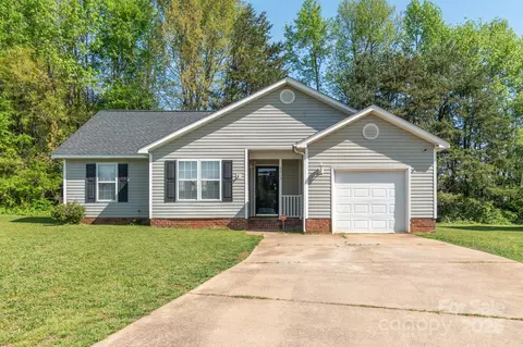 4213 Rosy Mound Ln, Charlotte, NC 28216