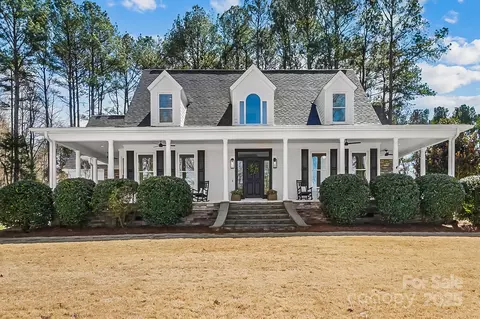 607 Beaten Path Rd, Mooresville, NC 28117