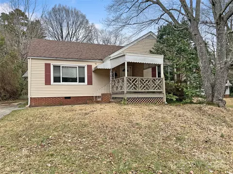 220 Valleyview Pl, Salisbury, NC 28144