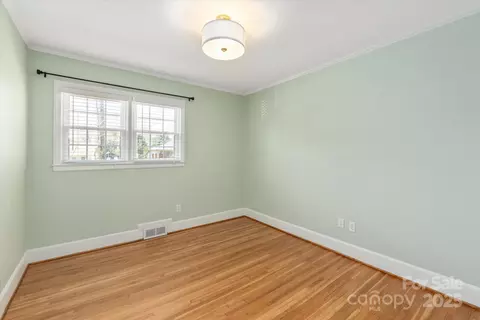 Bedroom - 5435 Farmbrook Dr, Charlotte, NC 28210 photo 1 of 6