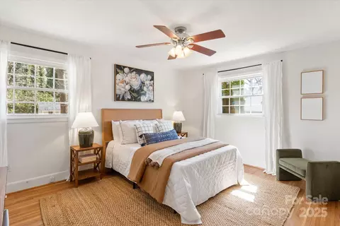 Bedroom - 5435 Farmbrook Dr, Charlotte, NC 28210 photo 5 of 6