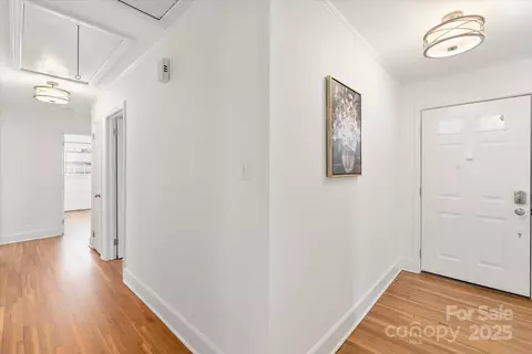 Entry Way - 5435 Farmbrook Dr, Charlotte, NC 28210 photo 3 of 4