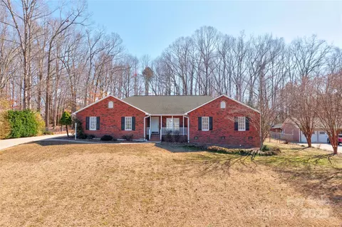 11 Heritage Ln, Shelby, NC 28150