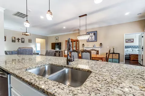 120 Sycamore Dr, Lancaster, SC 29720 photo 5