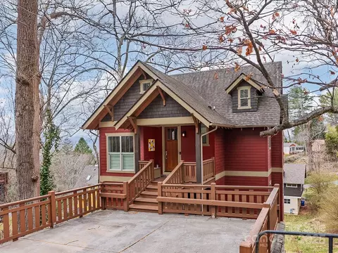 24 Sunset Dr, Asheville, NC 28804