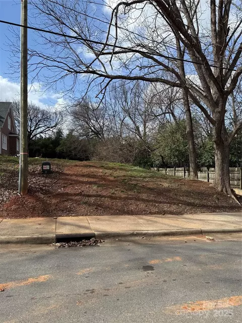 3423 Tappan Pl, Charlotte, NC 28205