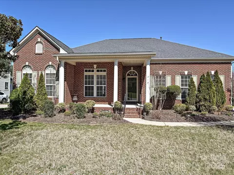 315 Drake Park Ave, Fort Mill, SC 29708