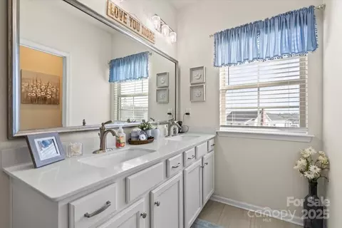 Bath - 2147 Stevens Mill Rd, Matthews, NC 28104 photo 1 of 1
