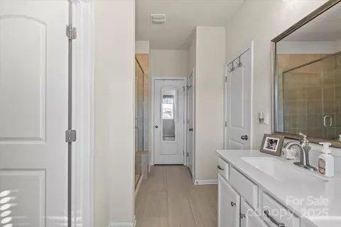 Entry Way - 2147 Stevens Mill Rd, Matthews, NC 28104 photo 5 of 5