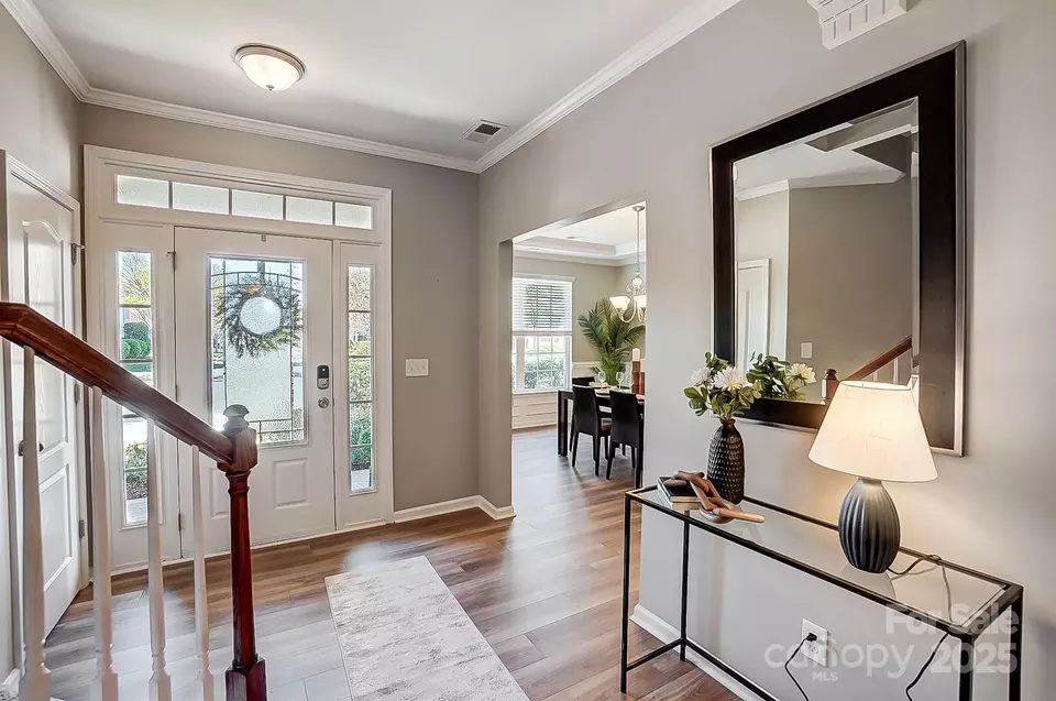 Entry Way - 10153 Elizabeth Crest Ln, Charlotte, NC 28277 photo 2 of 7