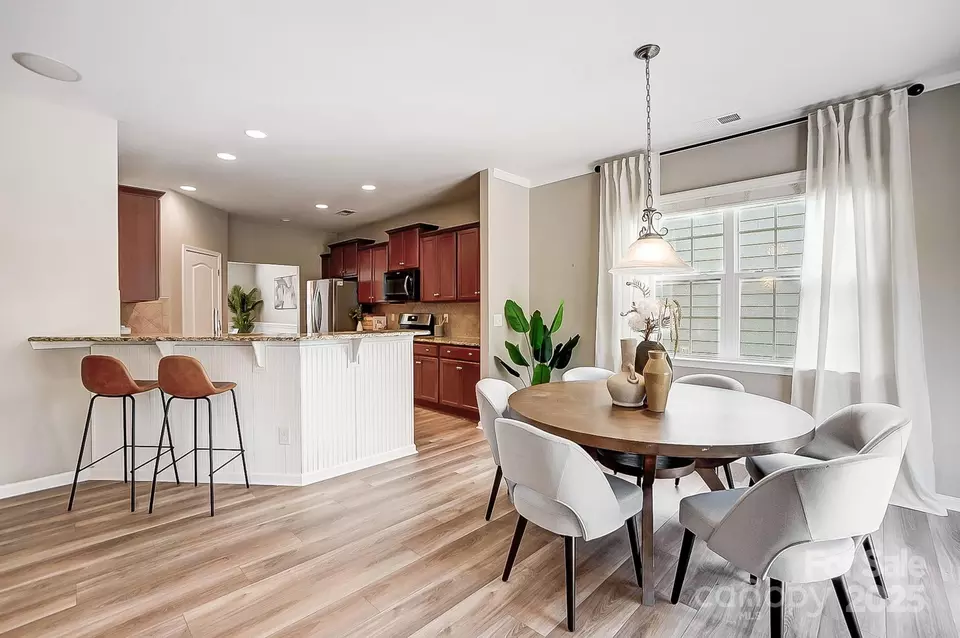 Dining - 10153 Elizabeth Crest Ln, Charlotte, NC 28277 photo 1 of 5