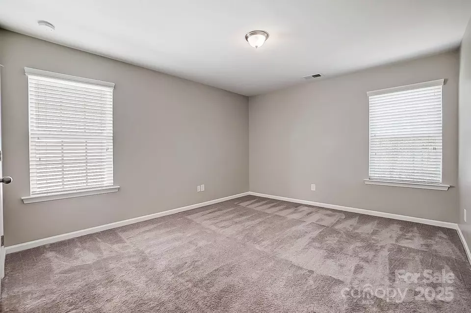 Bedroom - 10153 Elizabeth Crest Ln, Charlotte, NC 28277 photo 4 of 6