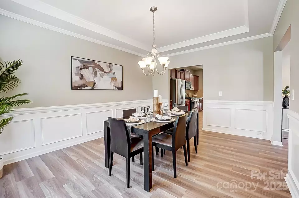 Dining - 10153 Elizabeth Crest Ln, Charlotte, NC 28277 photo 4 of 5