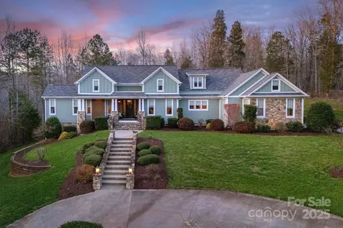 1426 Merrimont Ave, Kings Mountain, NC 28086