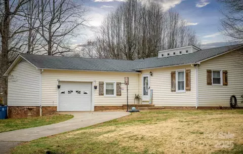 3540 Spencer Heights Ct, Lenoir, NC 28645