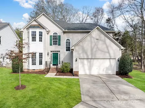 227 Tyndale Ct, Waxhaw, NC 28173
