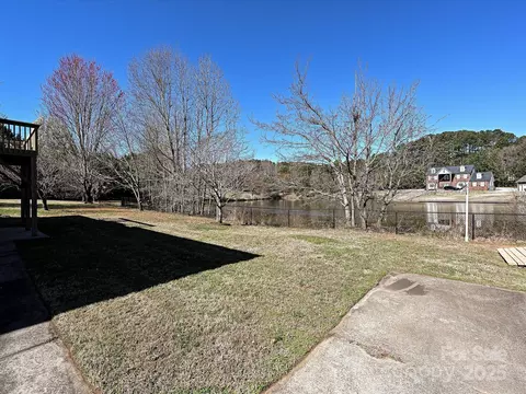 Exterior - 2339 Perry Rd, Denver, NC 28037 photo 4 of 8
