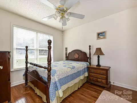 Bedroom - 2339 Perry Rd, Denver, NC 28037 photo 3 of 3