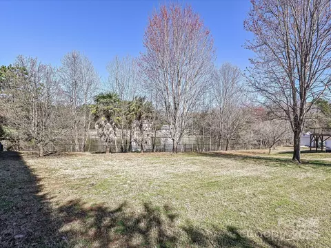 Exterior - 2339 Perry Rd, Denver, NC 28037 photo 6 of 8