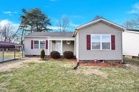 340 Vernon Ln, Statesville, NC 28677
