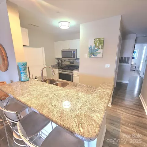 Kitchen - 18783 Vineyard Point Ln, Cornelius, NC 28031 photo 1 of 1