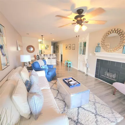 Living - 18783 Vineyard Point Ln, Cornelius, NC 28031 photo 1 of 1