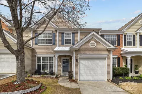 11712 Huxley Rd, Charlotte, NC 28277