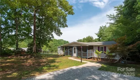 6271 Sherwood Ln, Denver, NC 28037