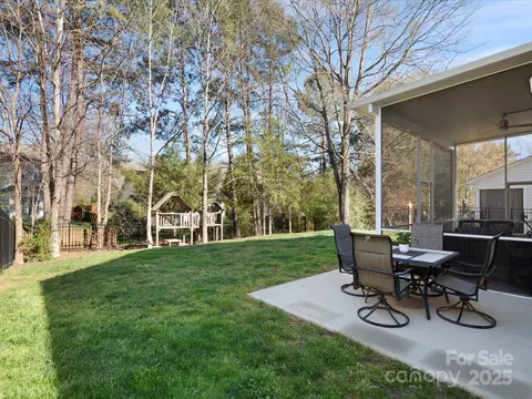 Exterior - 421 Silver Cypress Ln, Fort Mill, SC 29708 photo 9 of 11