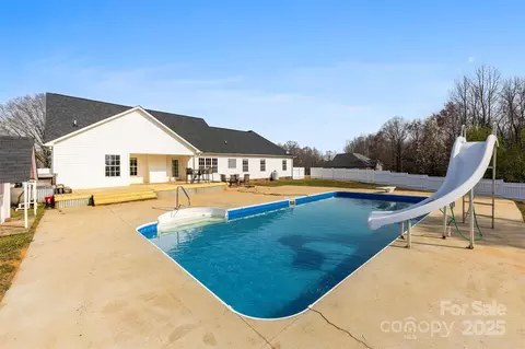 106 Springfield Dr, Gaffney, SC 29341 photo 26