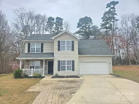 2766 Stagbuck Dr, Gastonia, NC 28052