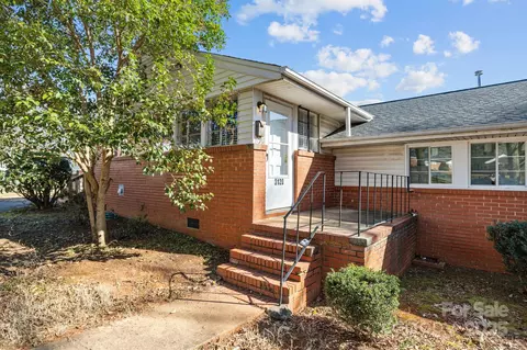 3120 Minnesota Rd, Charlotte, NC 28208